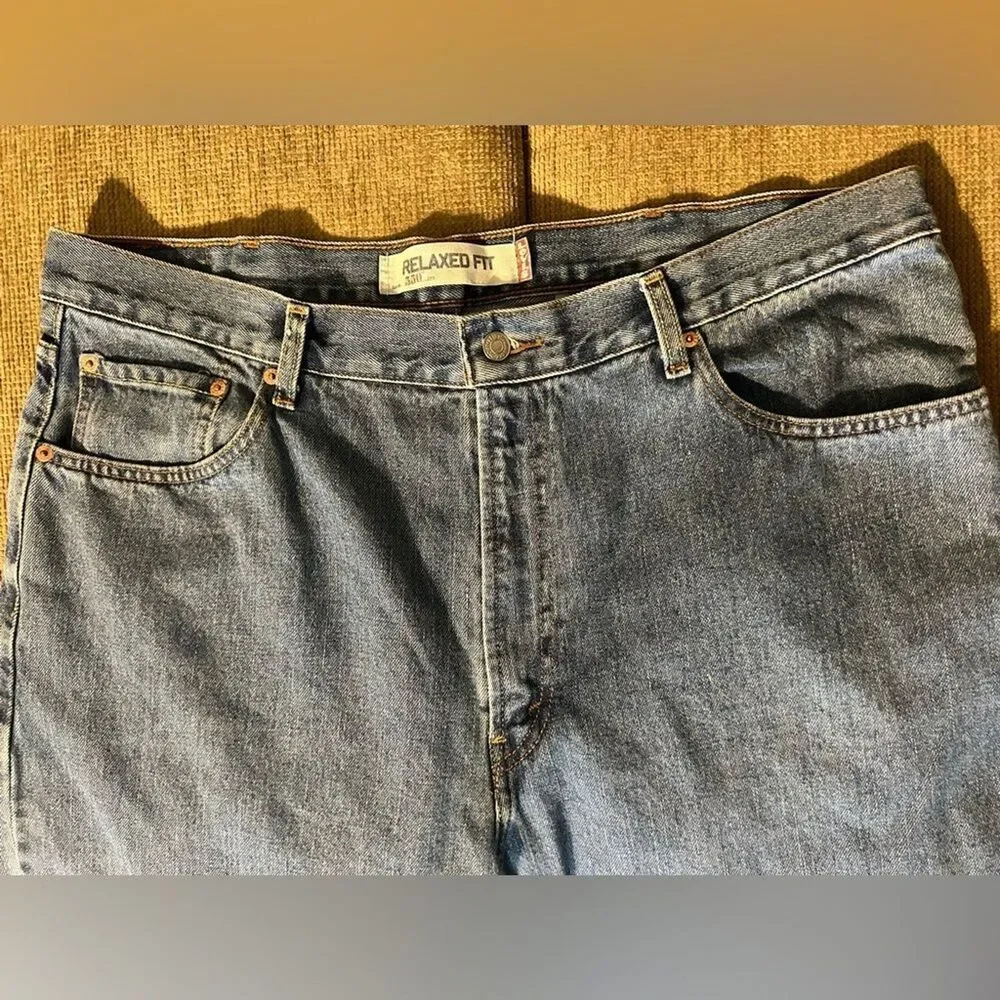 Men's Levi's 550 Relaxed Fit Straight Jeans Light Blue 42x34 Casual Work Cowboy